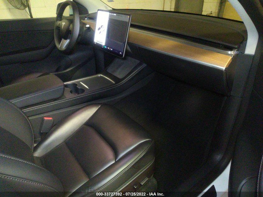 TESLA MODEL Y PERFORMANCE 2022