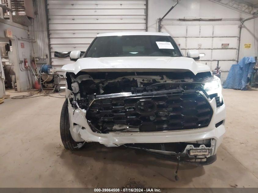 TOYOTA SEQUOIA PLATINUM 2024