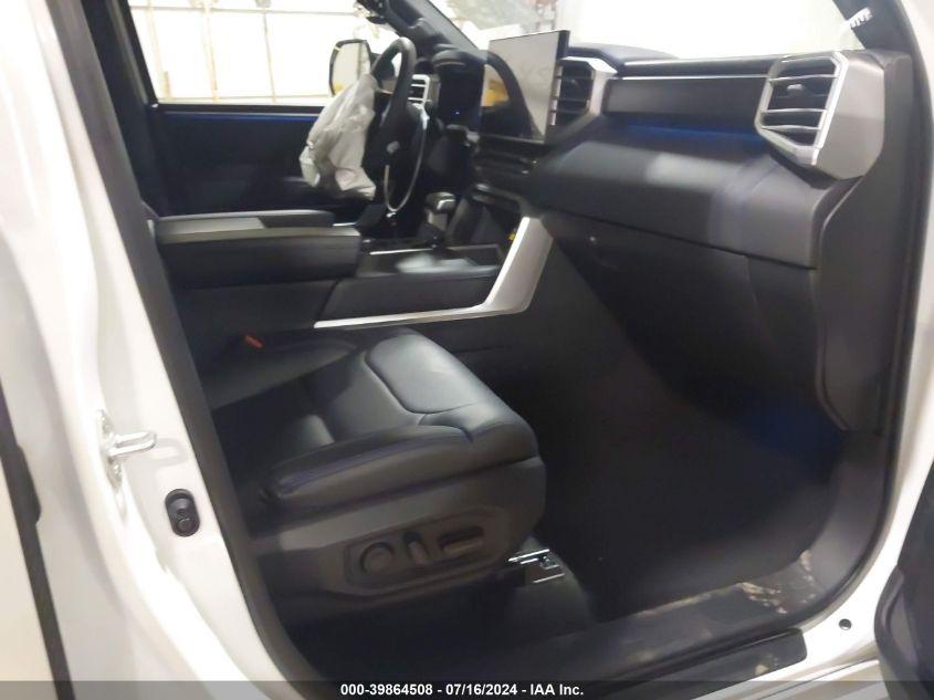 TOYOTA SEQUOIA PLATINUM 2024