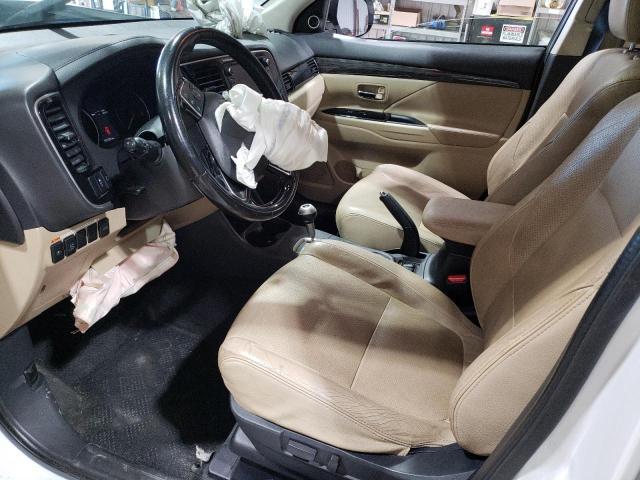 MITSUBISHI OUTLANDER  2016