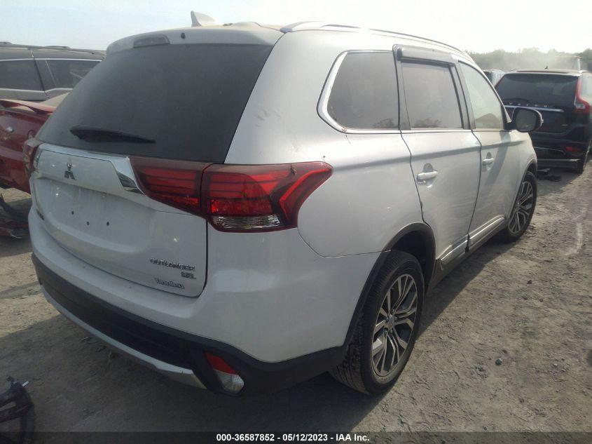 MITSUBISHI OUTLANDER SE/SEL 2017