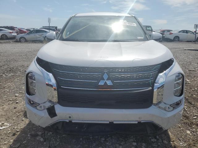 MITSUBISHI OUTLANDER  2023