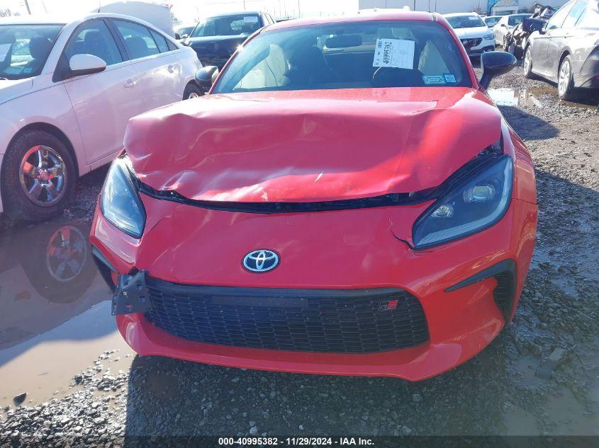 TOYOTA GR86 PREMIUM 2024