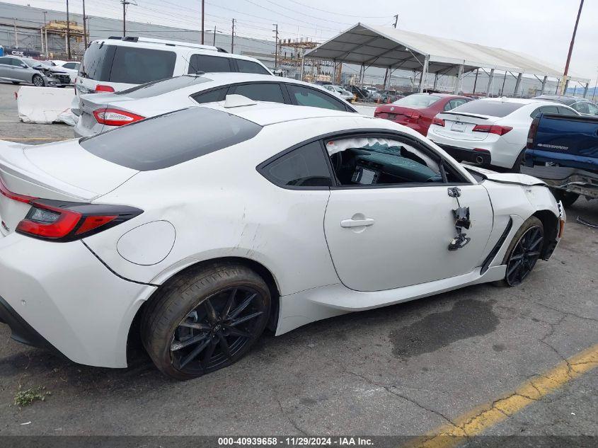 TOYOTA GR86 PREMIUM 2024