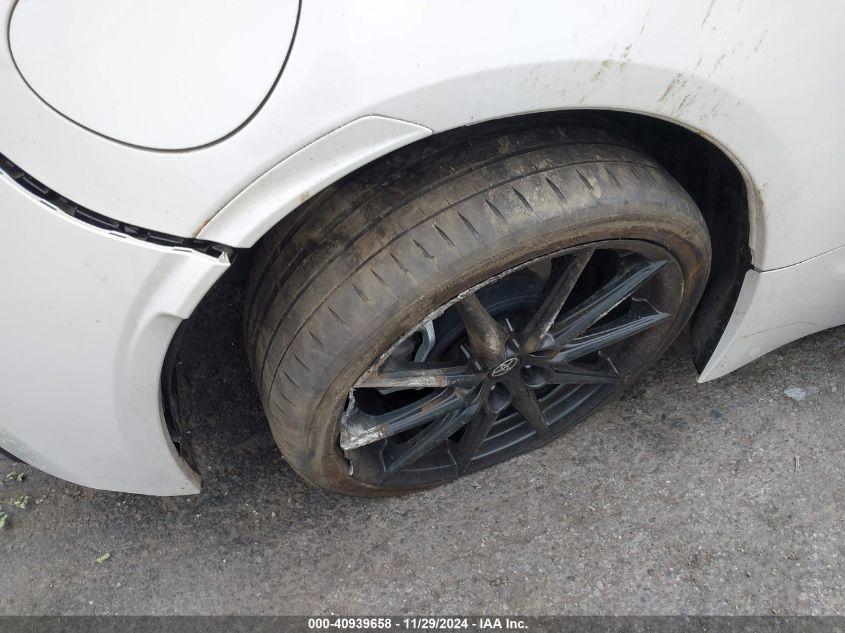 TOYOTA GR86 PREMIUM 2024