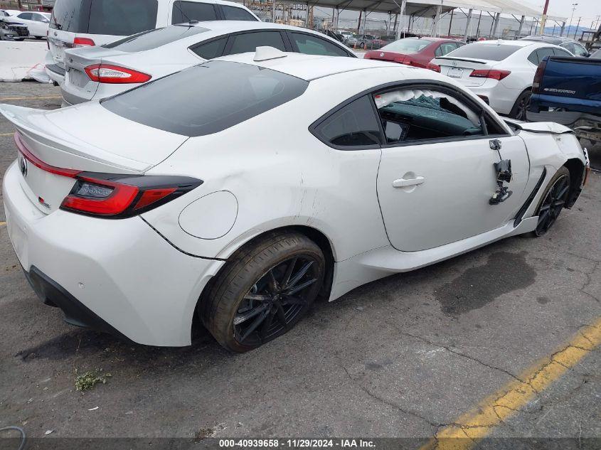 TOYOTA GR86 PREMIUM 2024