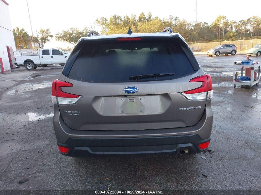 SUBARU FORESTER PREMIUM 2024