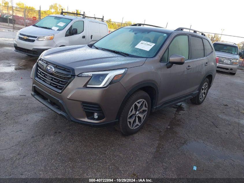 SUBARU FORESTER PREMIUM 2024