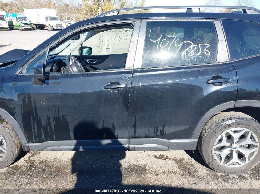 SUBARU FORESTER PREMIUM 2021