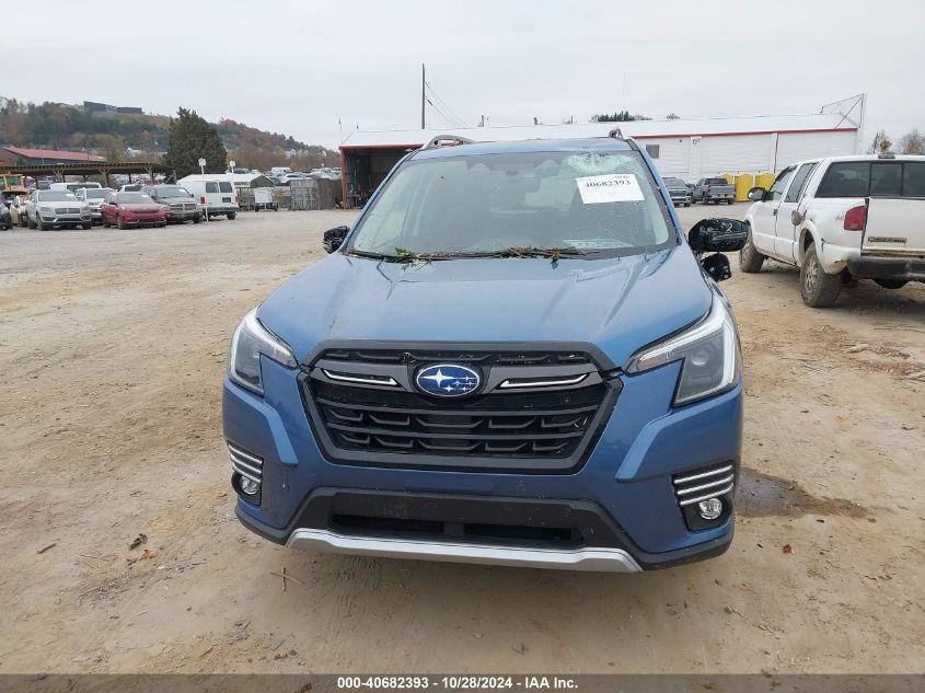 SUBARU FORESTER TOURING 2022