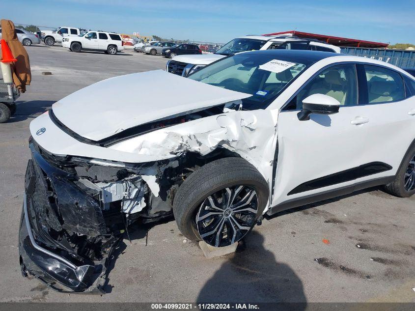 TOYOTA CROWN LIMITED 2023