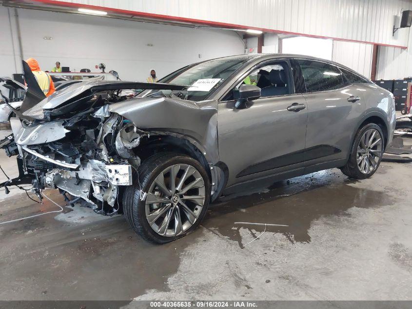 TOYOTA CROWN LIMITED 2024