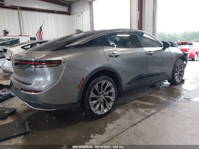 TOYOTA CROWN LIMITED 2024