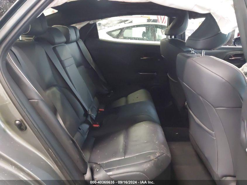 TOYOTA CROWN LIMITED 2024