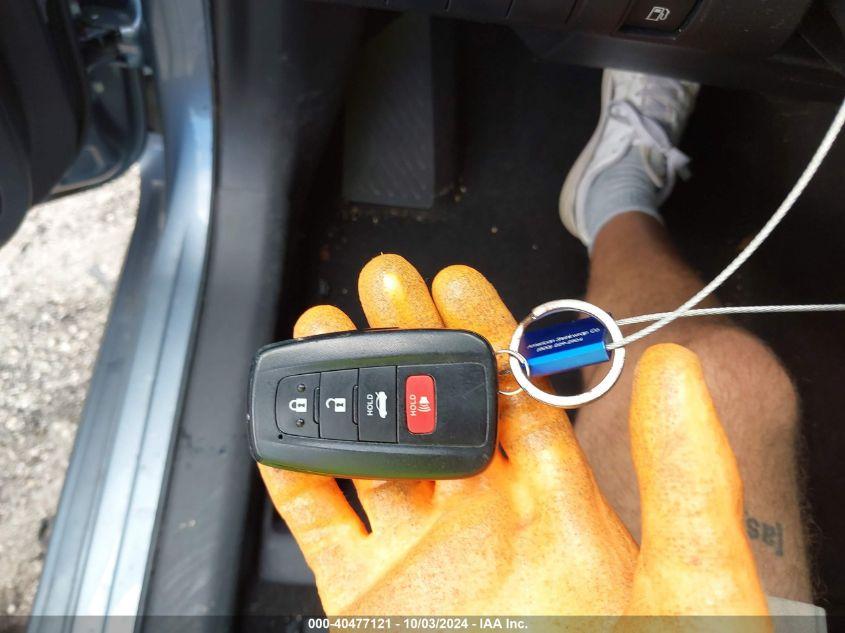 TOYOTA COROLLA HYBRID LE 2021