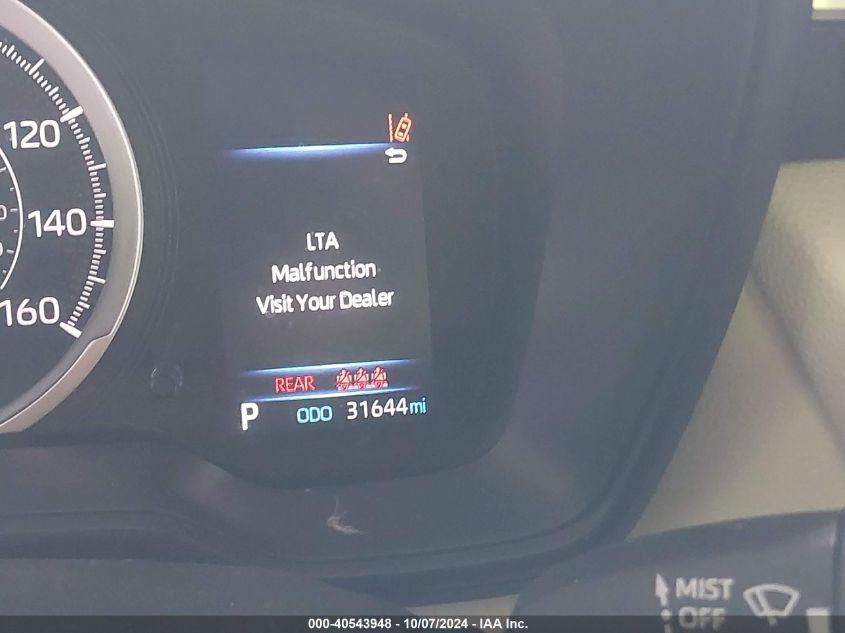 TOYOTA COROLLA LE 2022