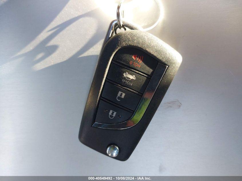 TOYOTA COROLLA LE 2020