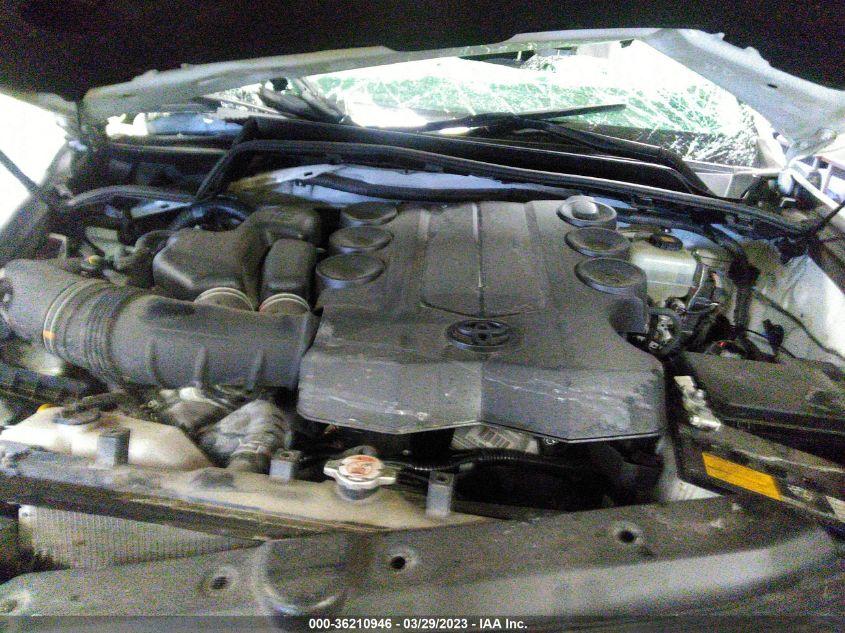 TOYOTA 4RUNNER SR5 2018