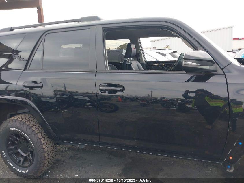 TOYOTA 4RUNNER SR5 2018