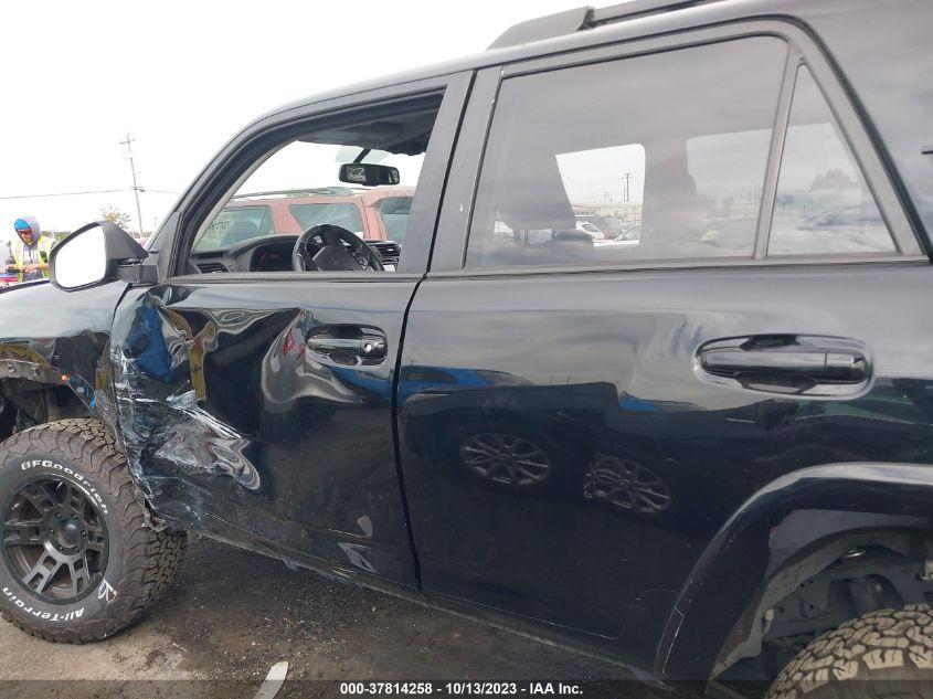 TOYOTA 4RUNNER SR5 2018