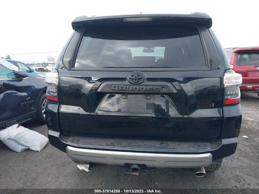 TOYOTA 4RUNNER SR5 2018