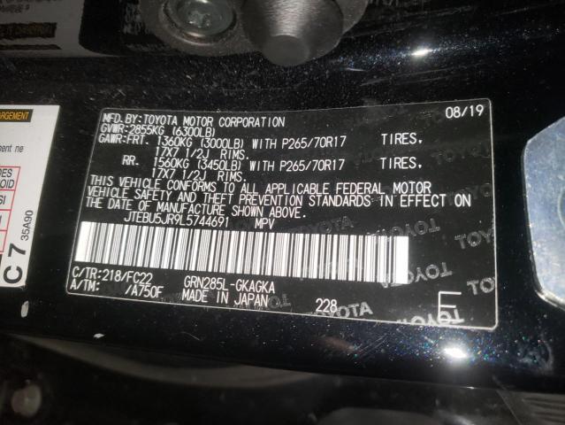 TOYOTA 4RUNNER SR 2020