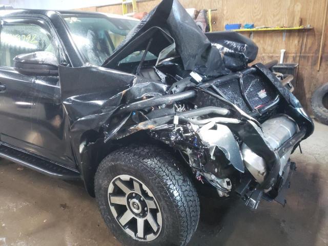 TOYOTA 4RUNNER SR 2020