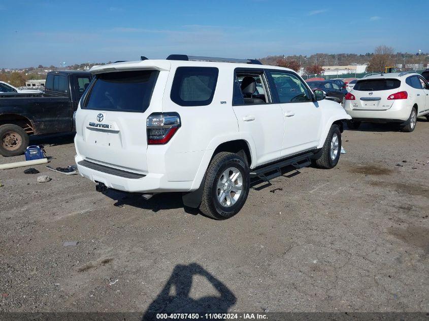 TOYOTA 4RUNNER SR5 PREMIUM 2024