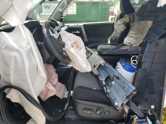 TOYOTA 4RUNNER SE  2023