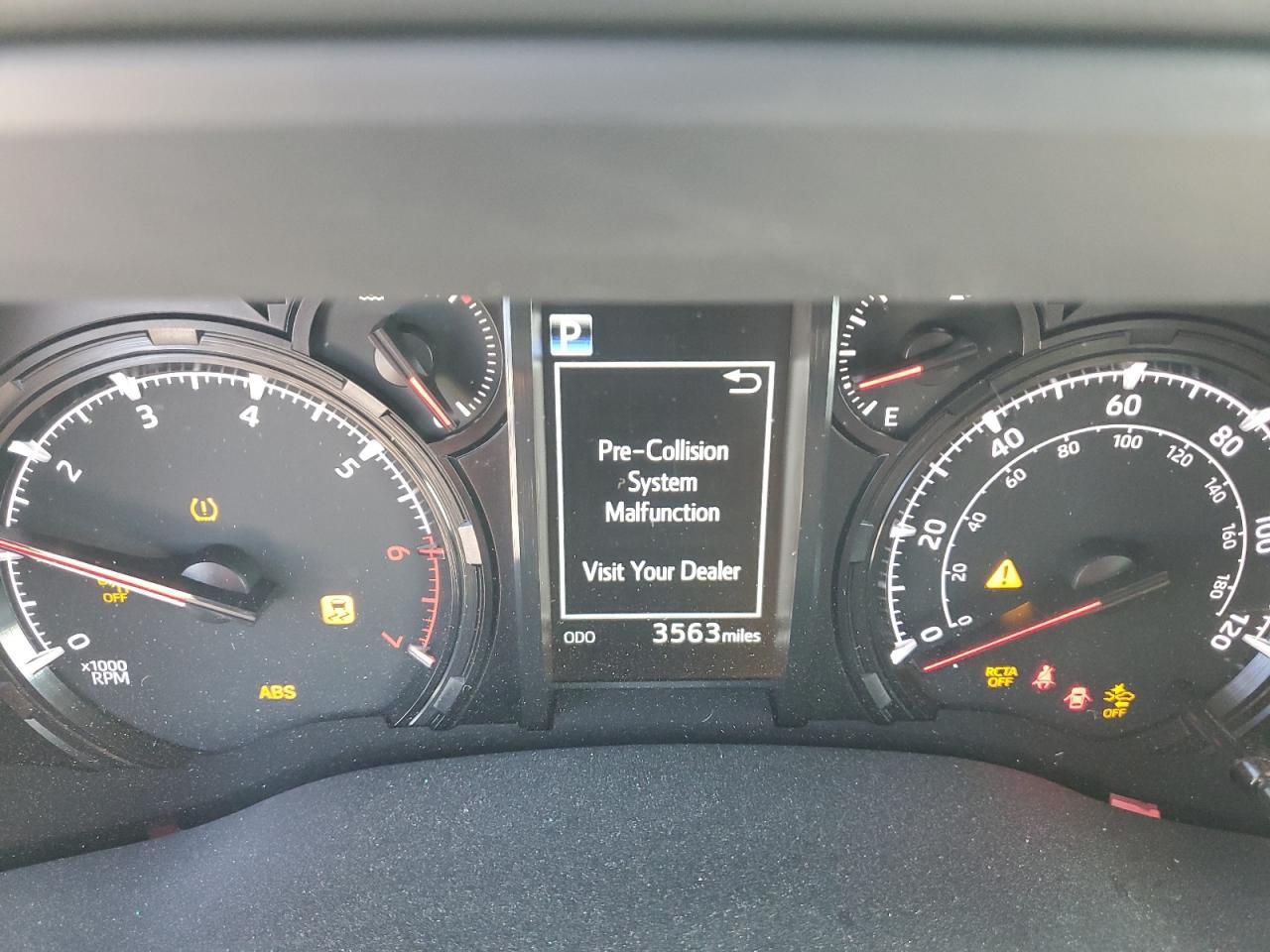 TOYOTA 4RUNNER SR 2024