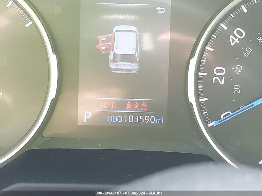 TOYOTA RAV4 HYBRID SE 2022