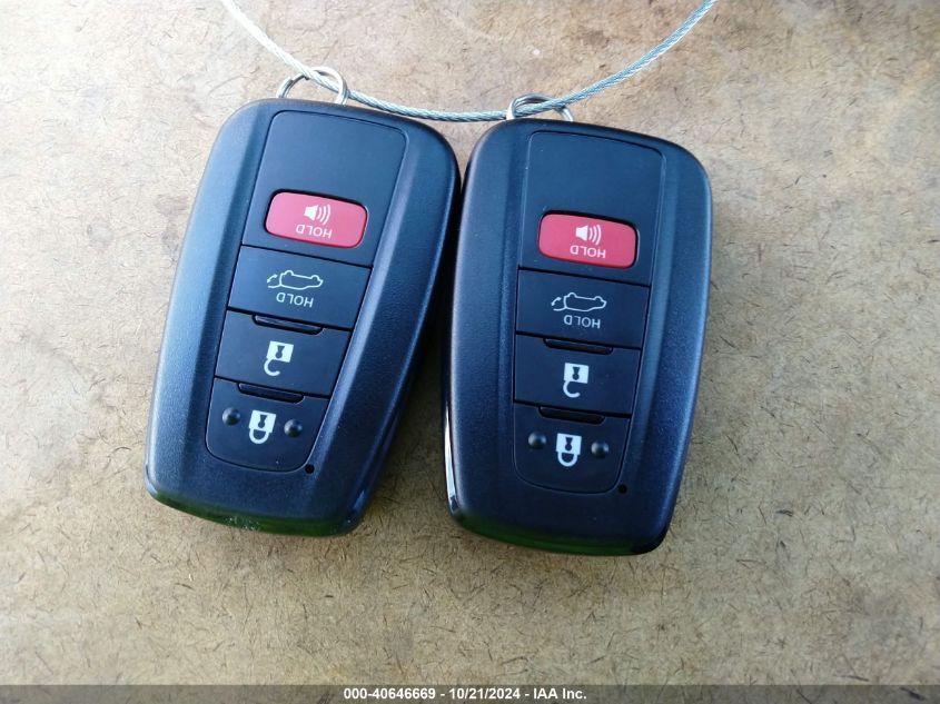 TOYOTA RAV4 HYBRID XLE PREMIUM 2023