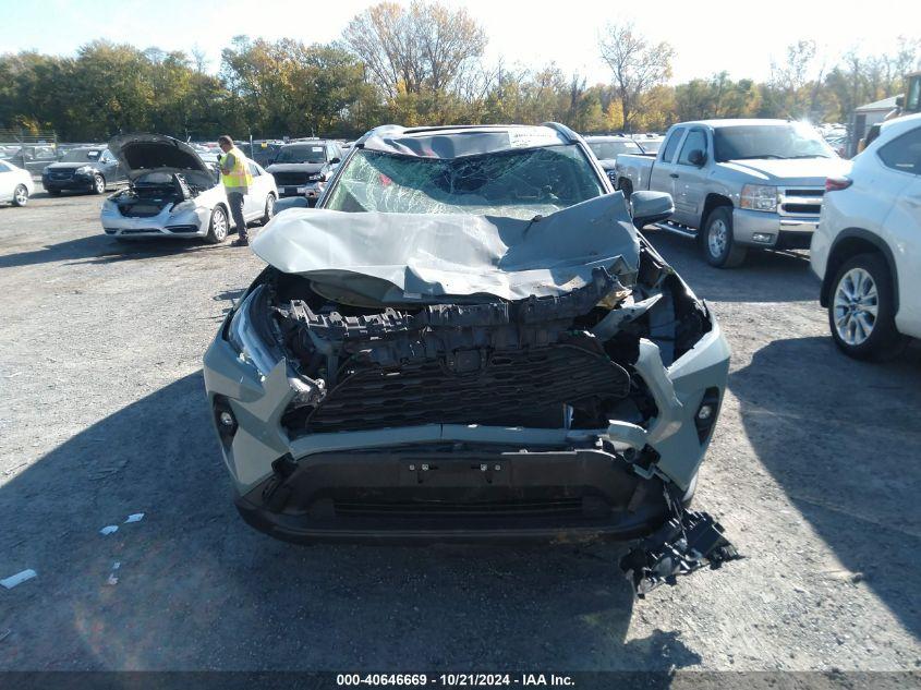 TOYOTA RAV4 HYBRID XLE PREMIUM 2023