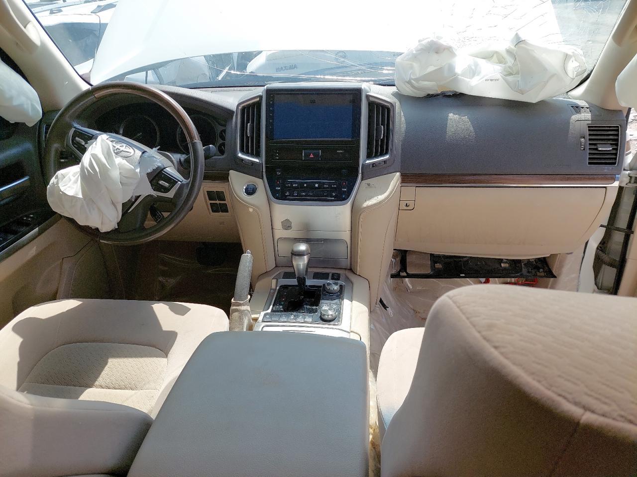 TOYOTA LAND CRUIS  2021