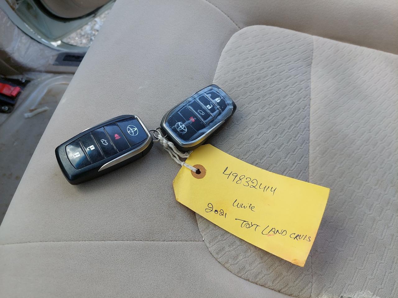 TOYOTA LAND CRUIS  2021