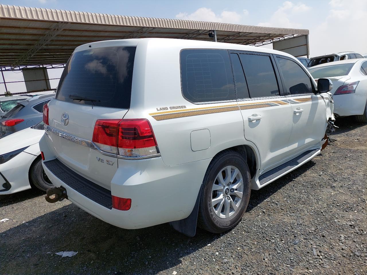 TOYOTA LAND CRUIS  2021