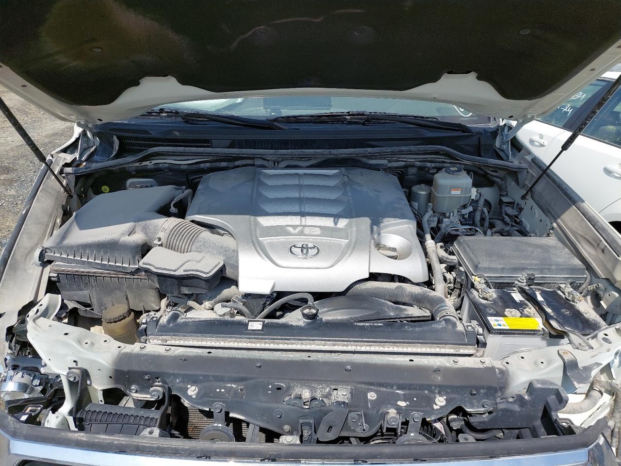 TOYOTA LAND CRUIS  2021