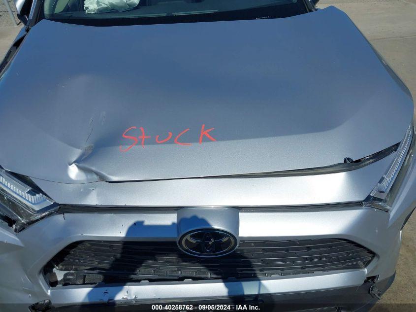 TOYOTA RAV4 XLE 2023