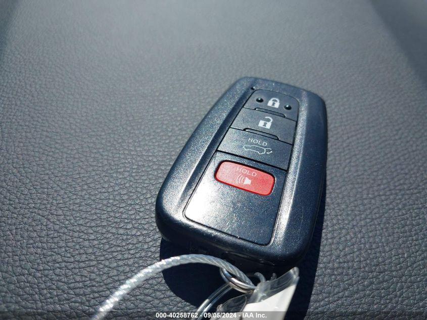 TOYOTA RAV4 XLE 2023