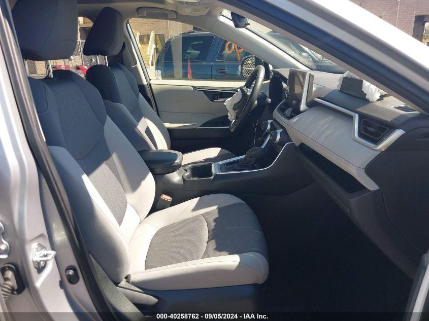 TOYOTA RAV4 XLE 2023