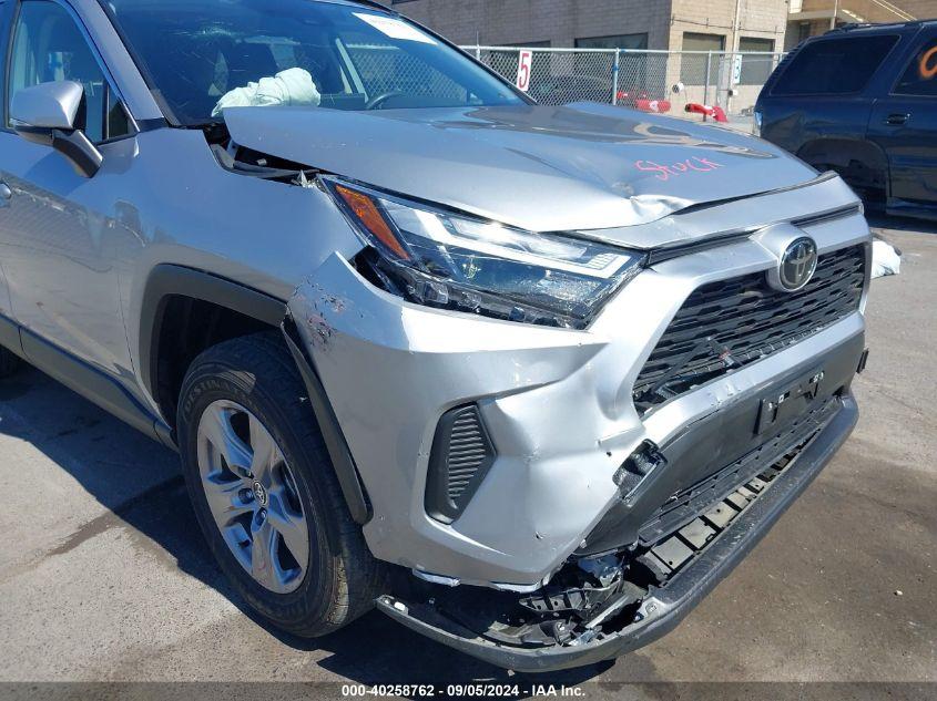 TOYOTA RAV4 XLE 2023