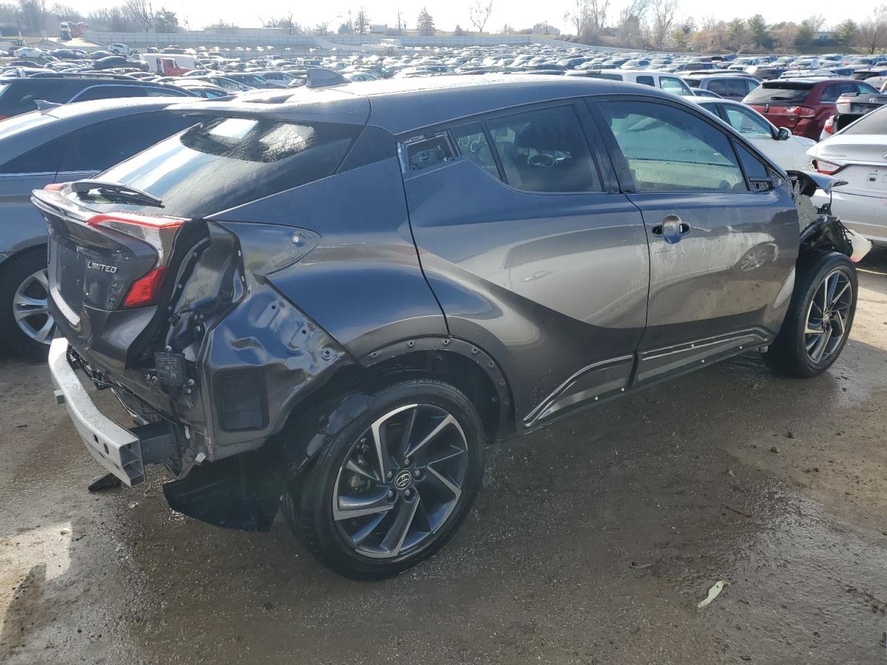 TOYOTA C-HR XLE XLE 2021