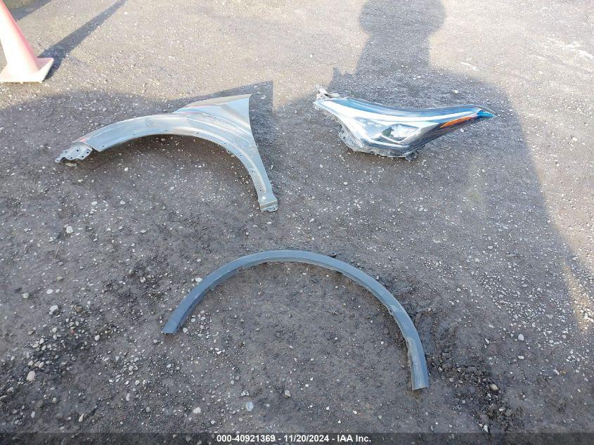 TOYOTA C-HR LIMITED 2021