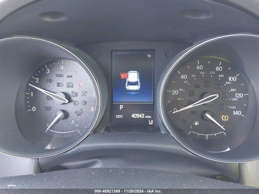 TOYOTA C-HR LIMITED 2021