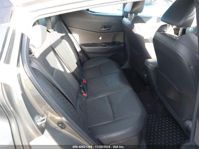 TOYOTA C-HR LIMITED 2021