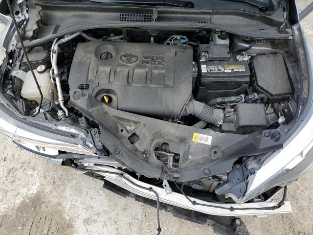 TOYOTA C-HR XLE 2020