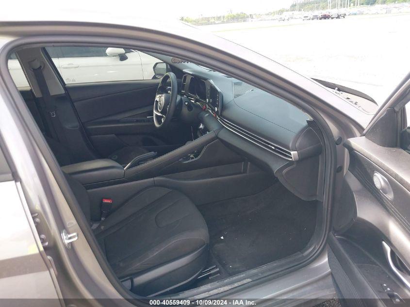 HYUNDAI ELANTRA SEL 2022