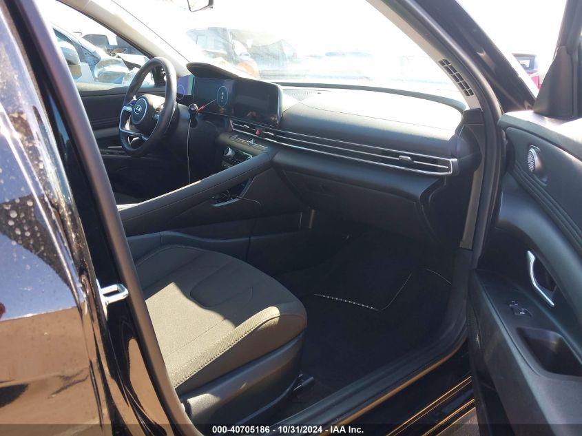 HYUNDAI ELANTRA SEL 2023