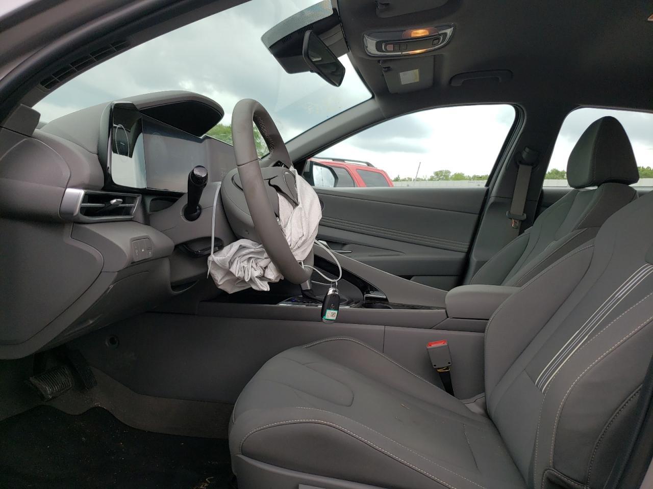 HYUNDAI ELANTRA SE SE 2023