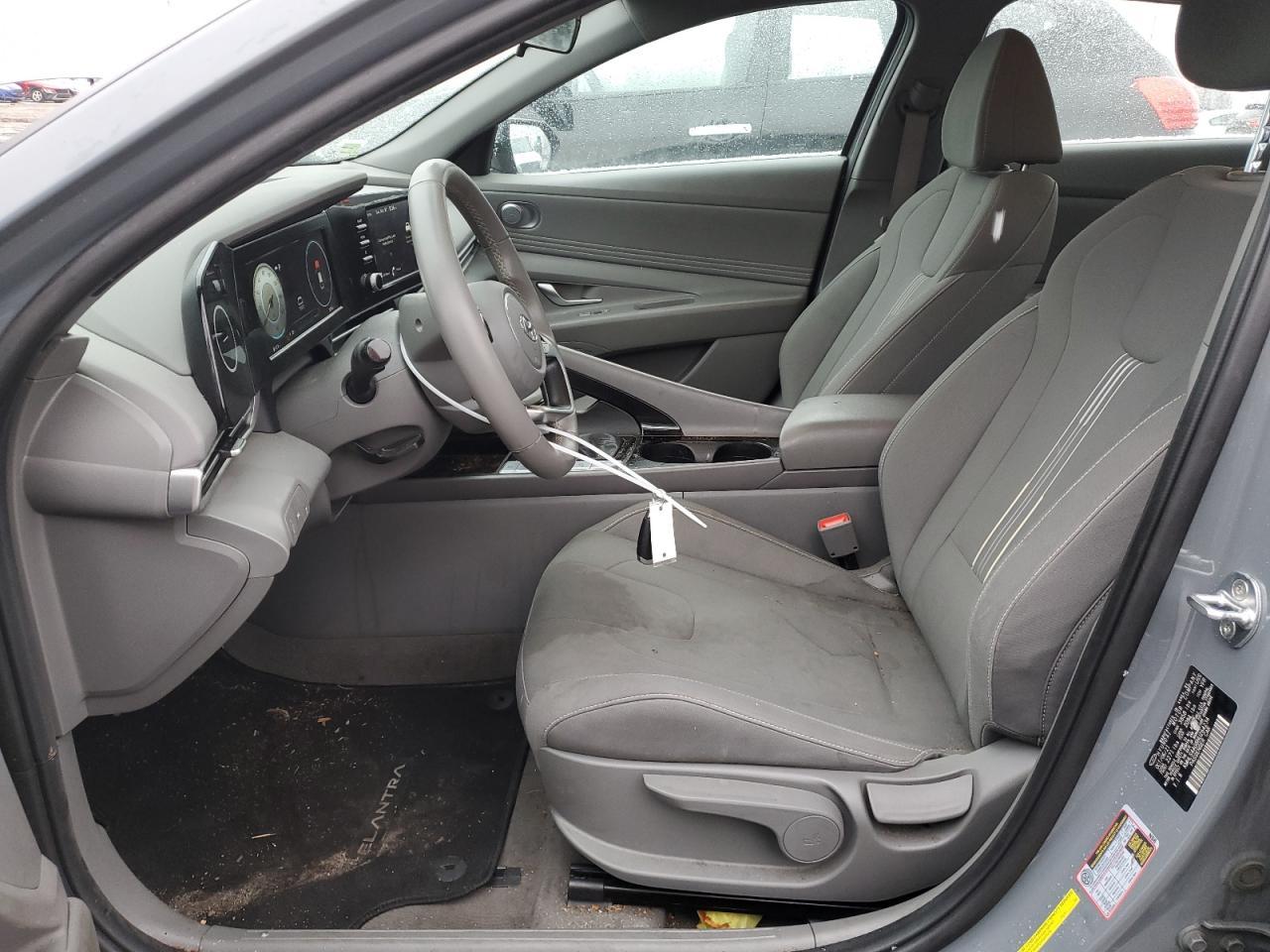 HYUNDAI ELANTRA SE SE 2022